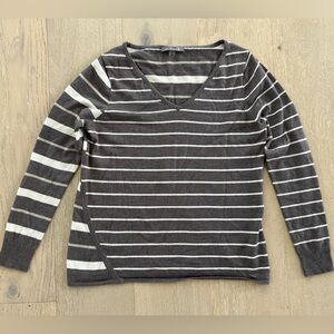 Smartwool Grey / Brown and White Striped Wool Sweater Base Layer sz M